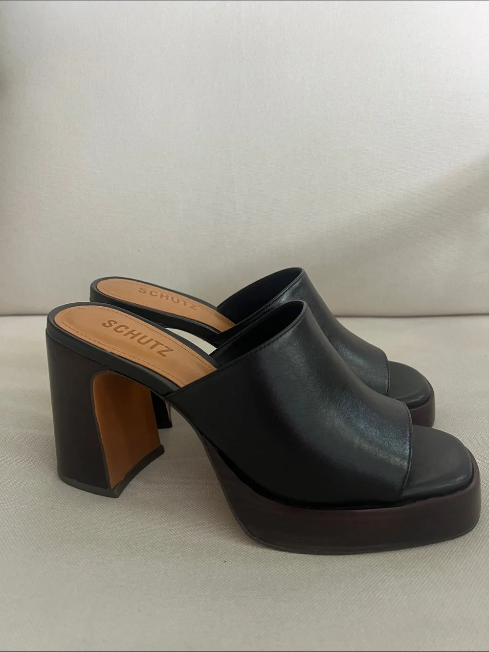 Schutz Women's Rowan Slip-On Sandals